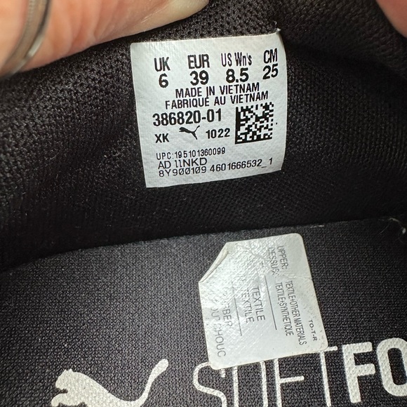 Puma sneakers, woman’s size 8 1/2, black and white, like new - Picture 4 of 8